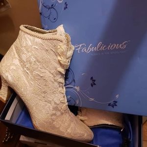 Lace boots size 8